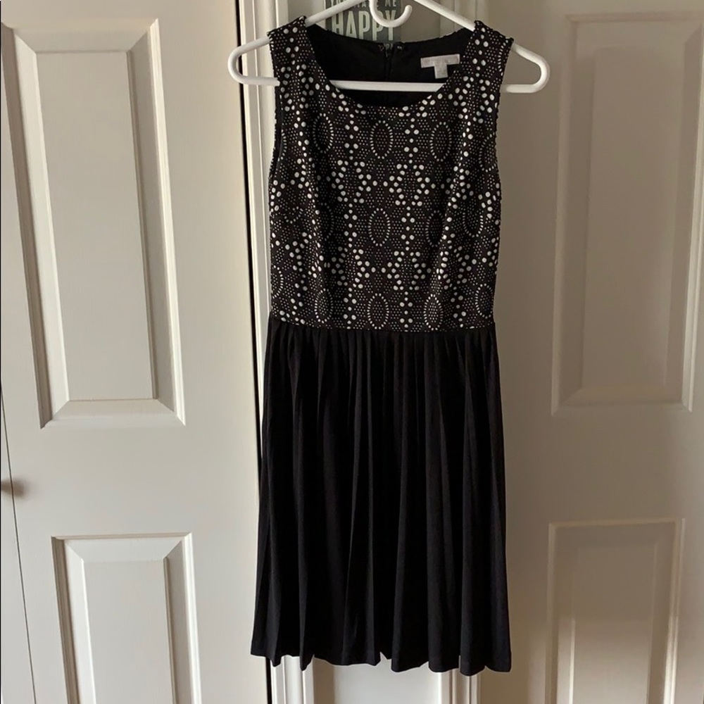 Black and White knee-length dress
